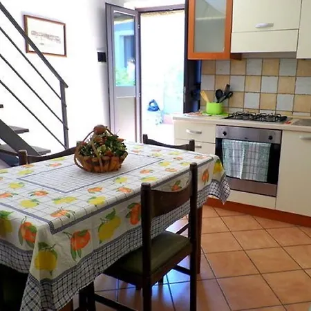 Polo Turistico Le Ninfe Affittacamere *